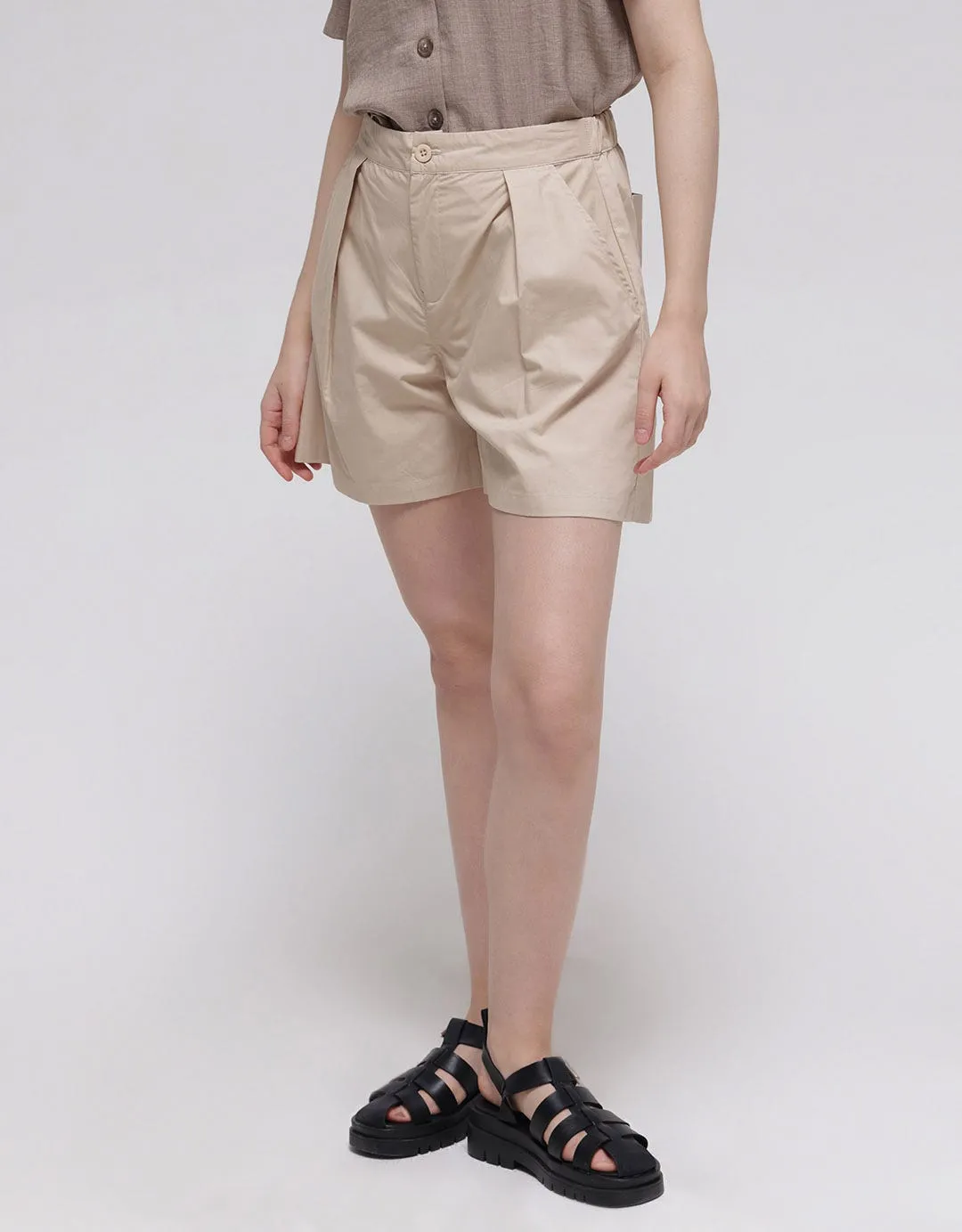 Details Short Pants With Half Elastic Waistband