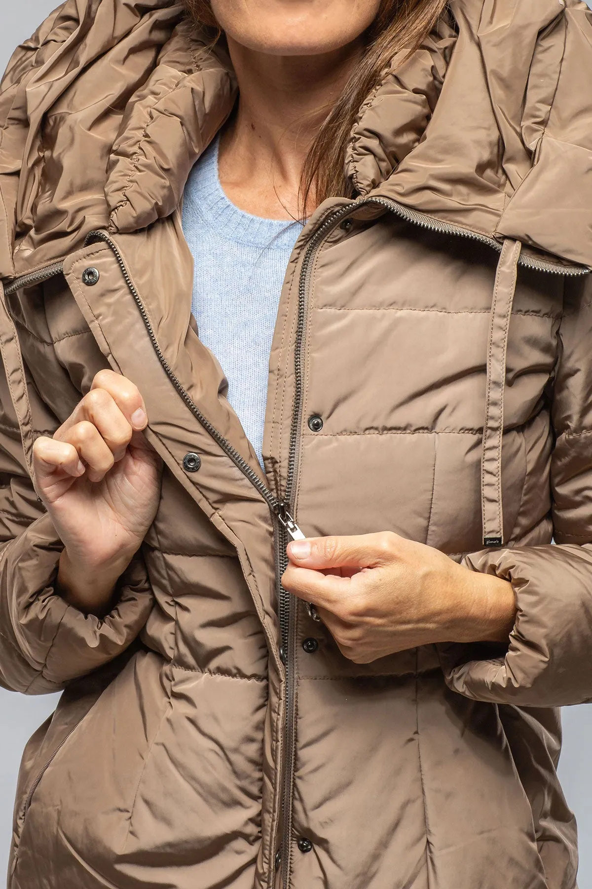 Mika High Collar Down Jacket In Sand