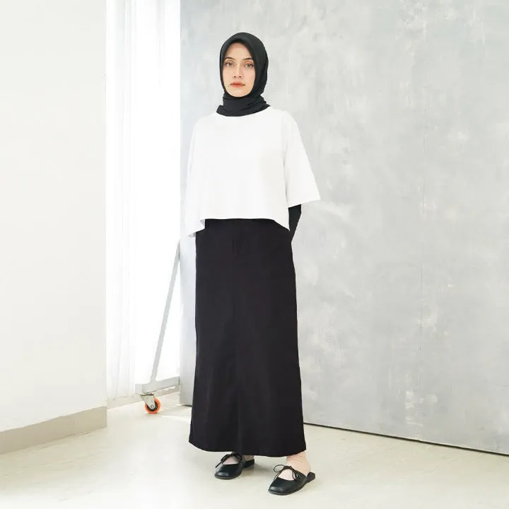 Noona Skirt Chinos Black
